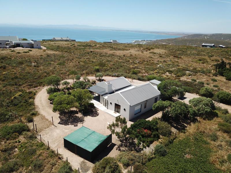 2 Bedroom Property for Sale in Britannica Heights Western Cape